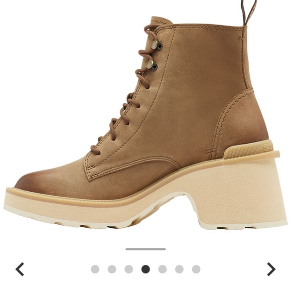 - Sorel Waterproof boots - Picture 4 of 7